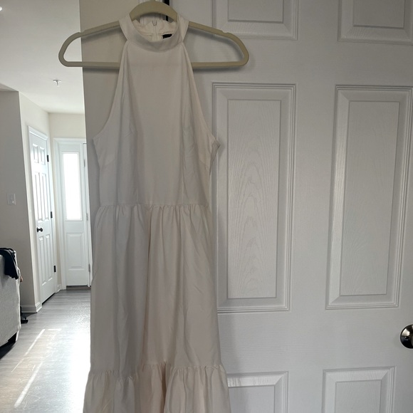 Women dress - Picture 1 of 4